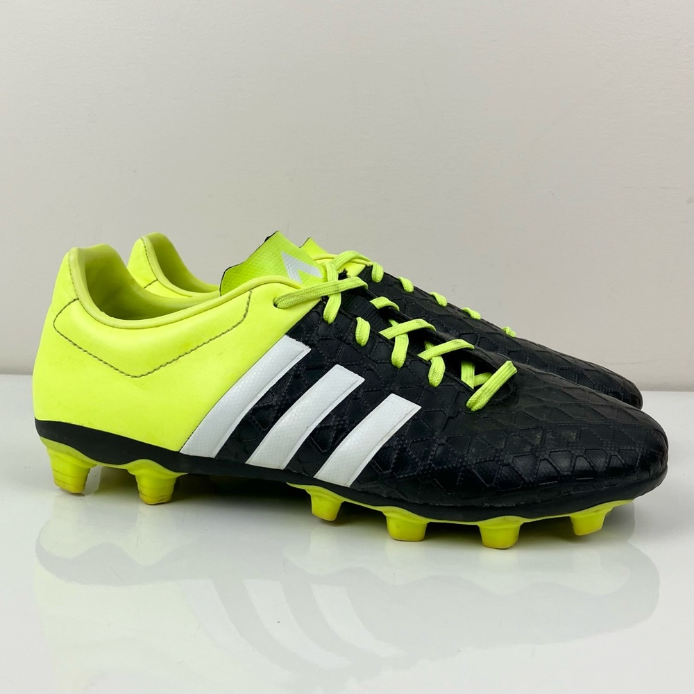 Adidas Men’s ACE 15.4 FG Black & Volt Yellow Soccer Cleats Size 7.5